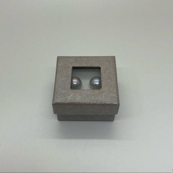 Jewelry - .925 Sterling Silver Pearl Studs